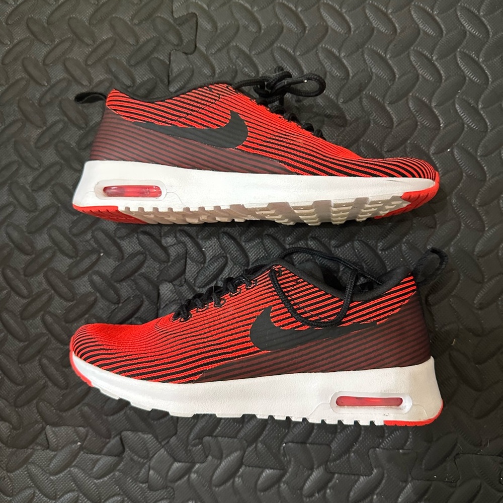 Nike Women’s  Red and Black Sneakers